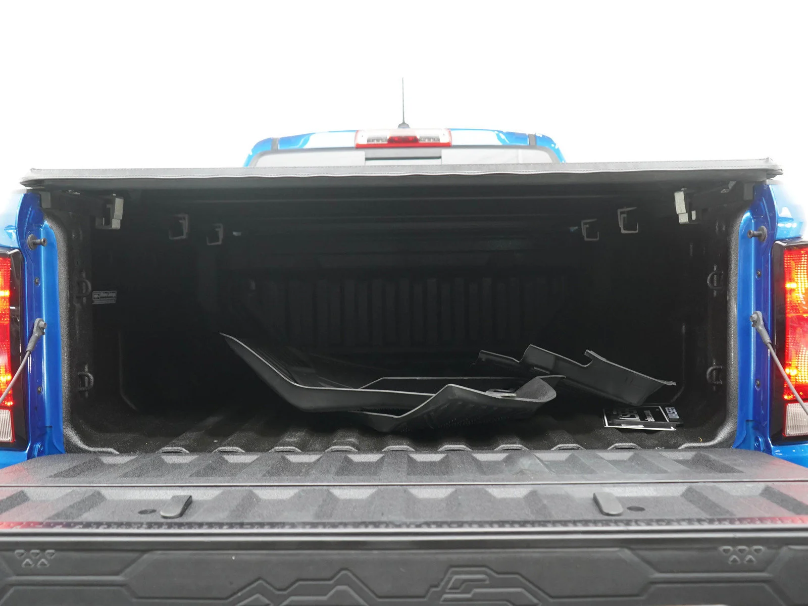 Used 2024 Glacier Blue Metallic Chevrolet Trail Boss image 16
