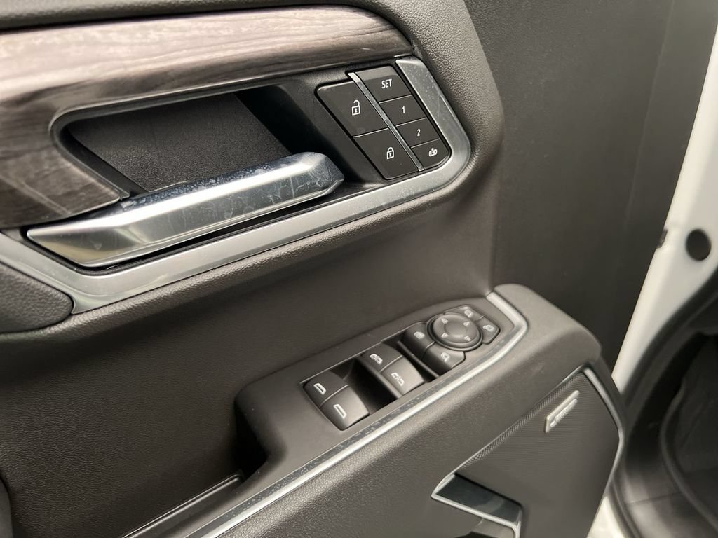 2026 Chevrolet Silverado 1500 LTZ - Photo 13