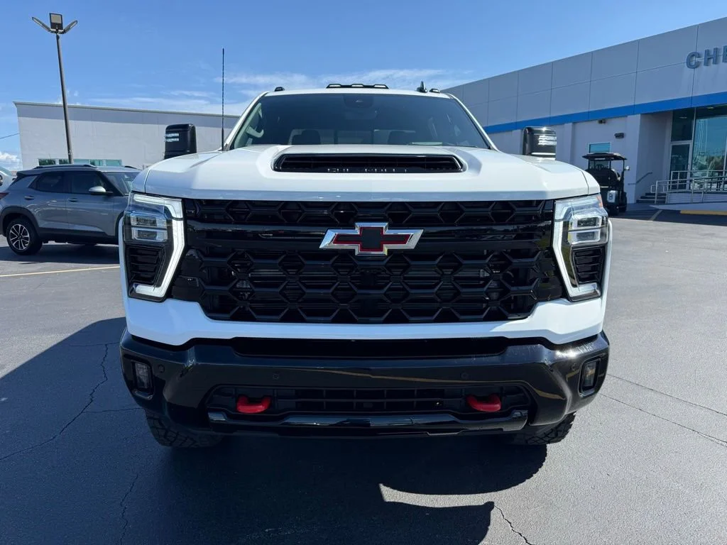 New 2026 Summit White Chevrolet ZR2 image 3