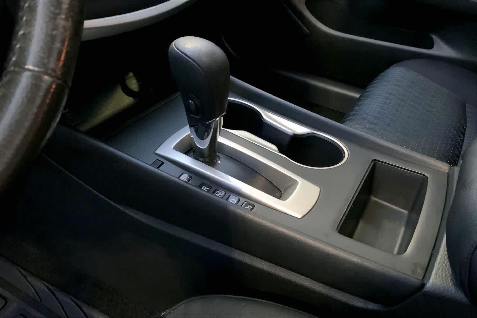 Used 2016 Gun Metallic Nissan 2.5 SV image 14