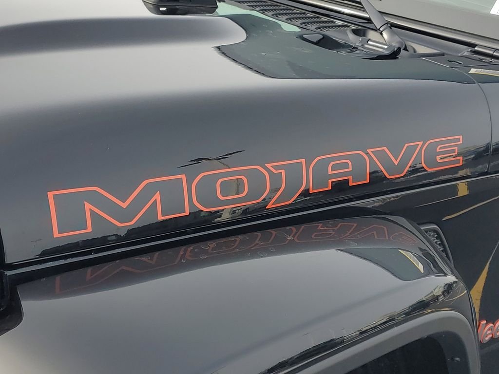 New 2026 Black Clearcoat Jeep Mojave image 8