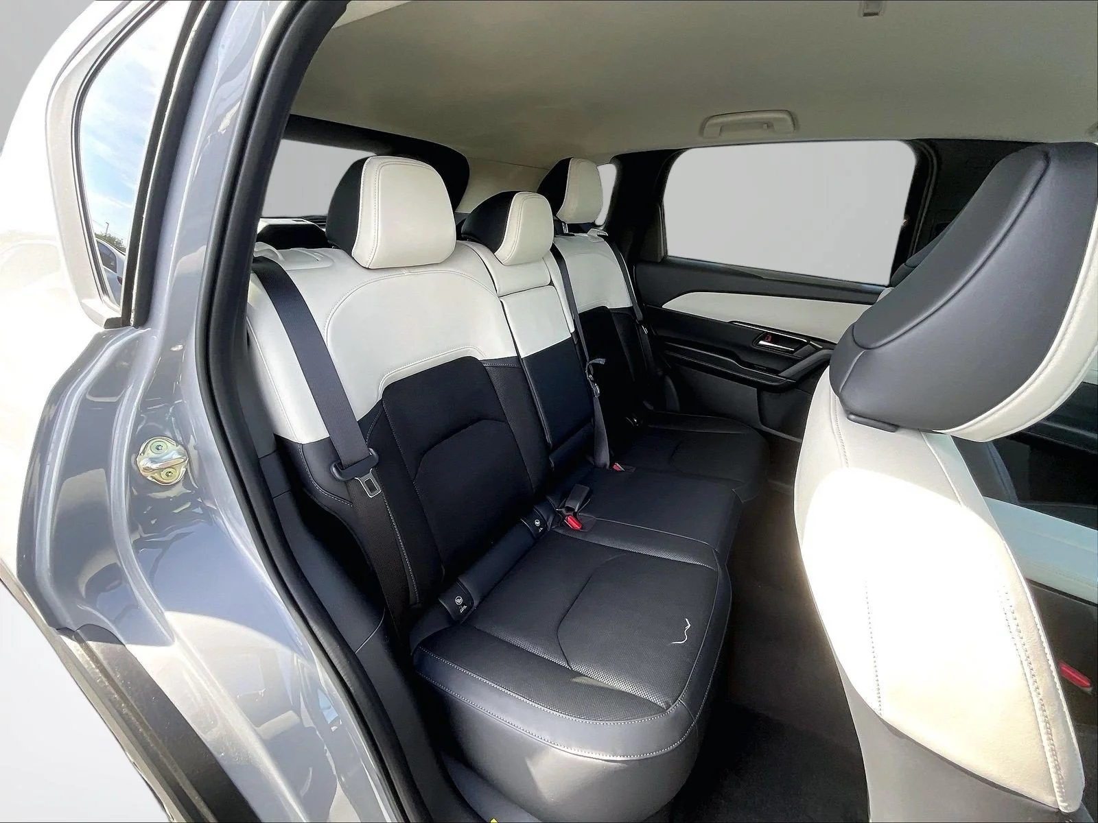 New 2026 Aero Gray Metallic Mazda 2.5 S Preferred AWD image 23