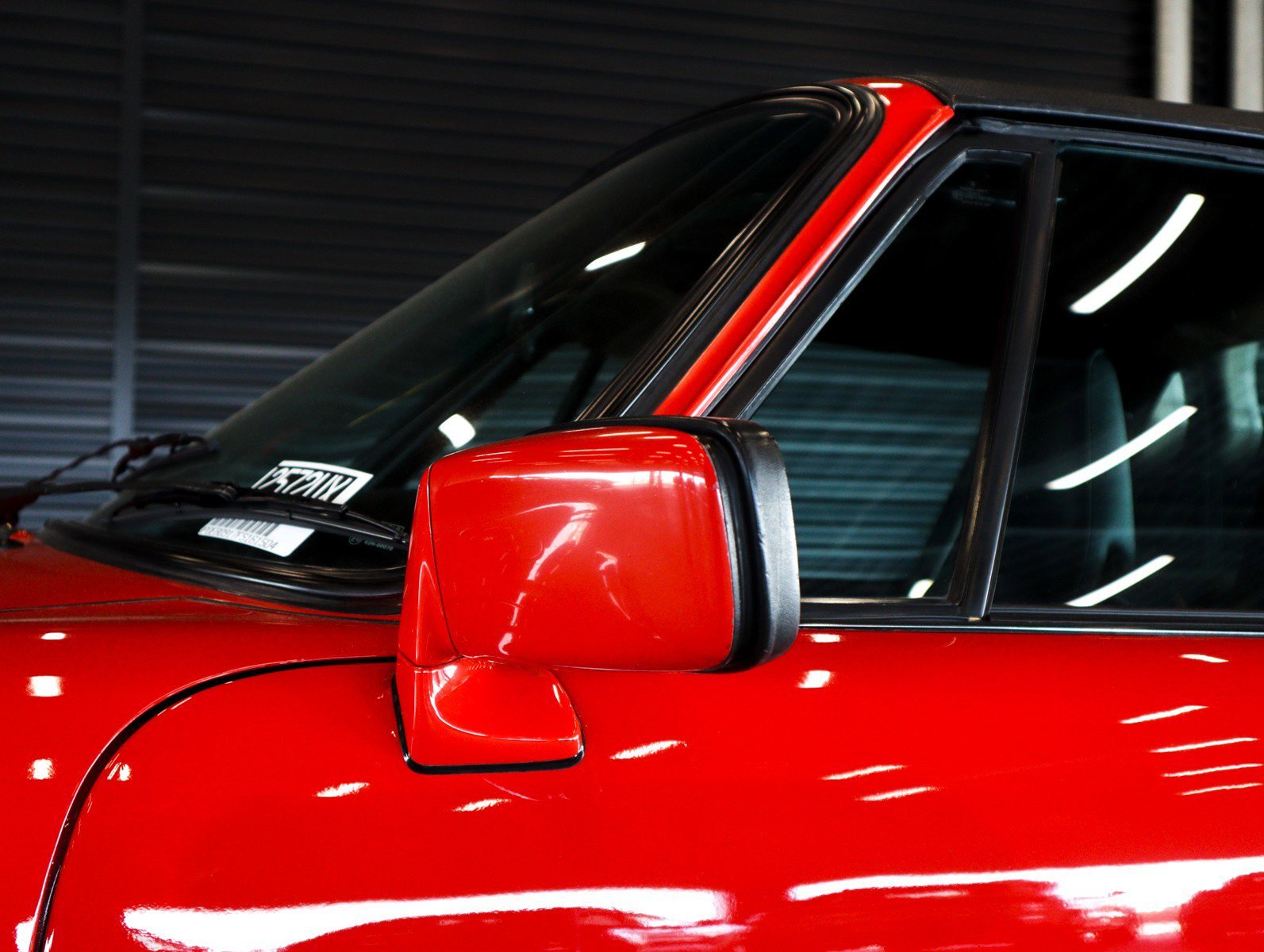 Used 1985 Guards Red Porsche Targa w/5speed trans image 26