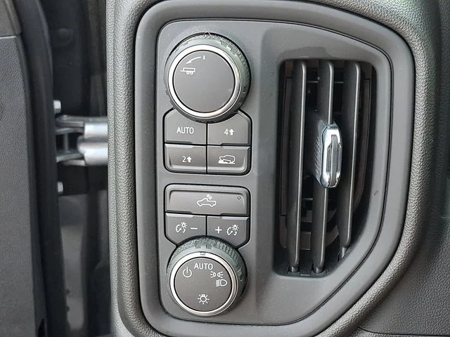 Used 2024 Gray Chevrolet Custom image 25