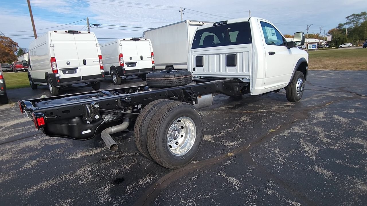 New 2026 Bright White Clearcoat RAM Tradesman image 8