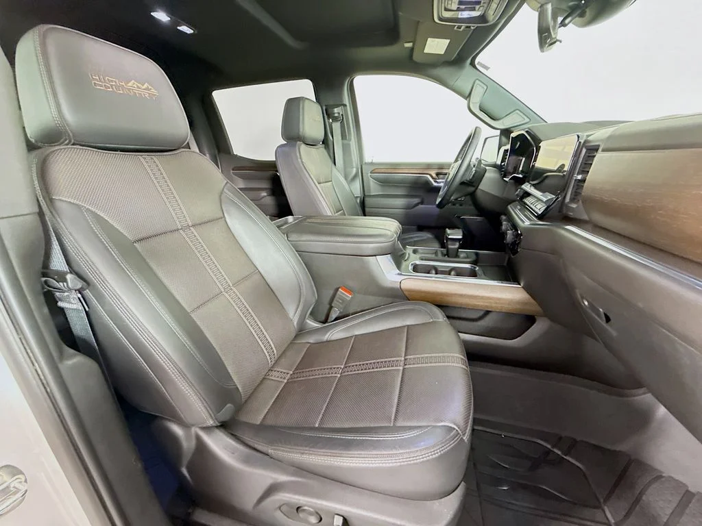 Used 2023 Beige Chevrolet High Country image 22