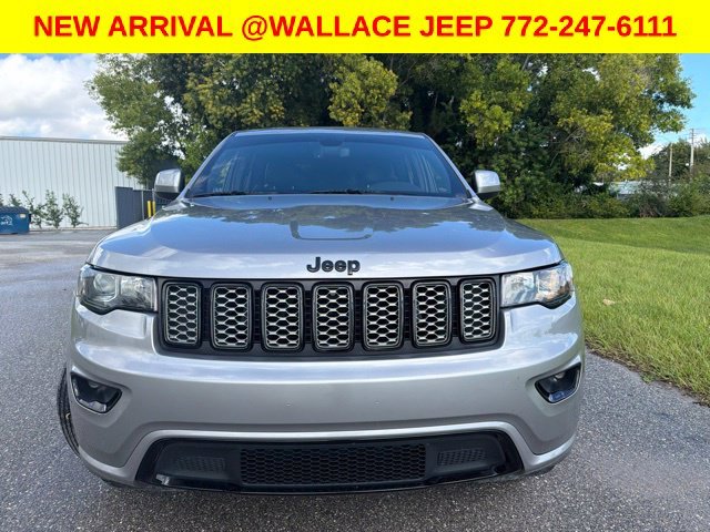 Used 2020 Silver Jeep Altitude image 2