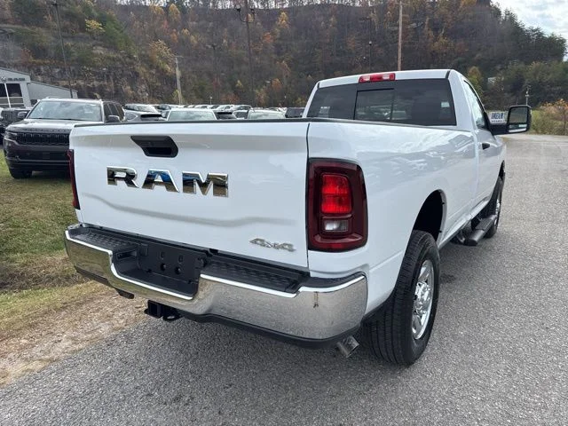 2026 RAM 3500 Tradesman - Photo 3