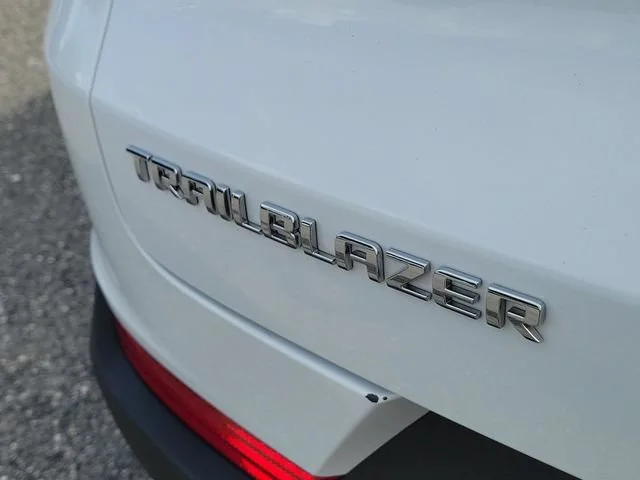 2024 Chevrolet TrailBlazer LS - Photo 9