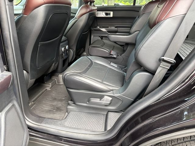 Used 2020 Black Ford Platinum image 21