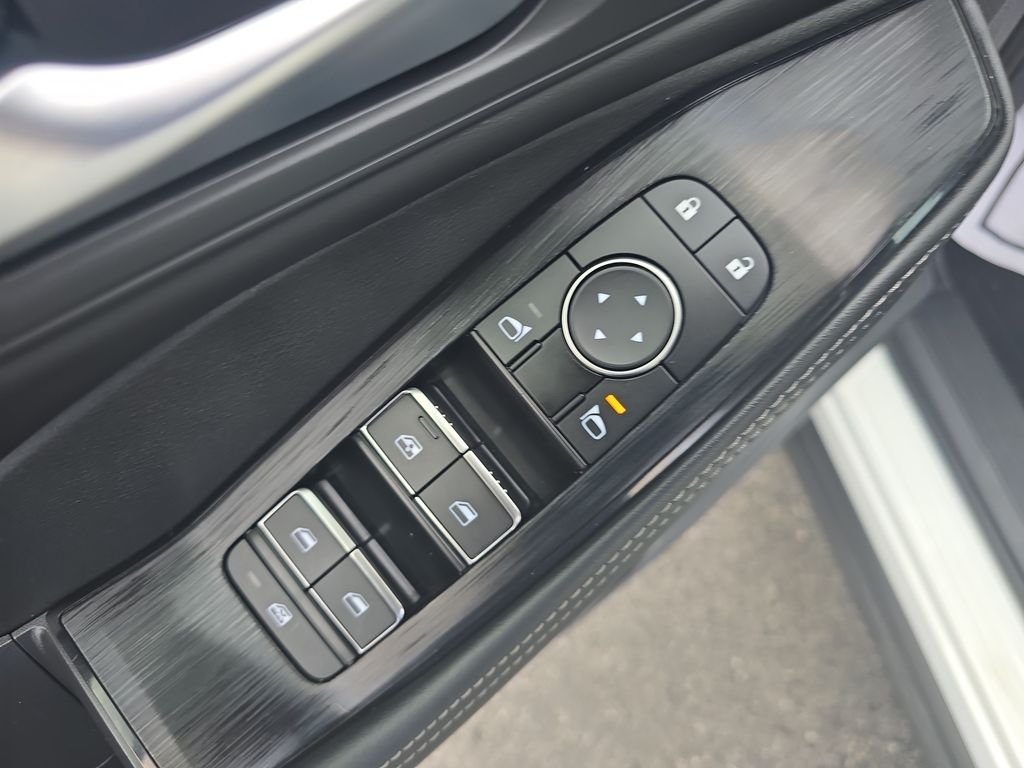 2023 Nissan Rogue SL - Photo 11