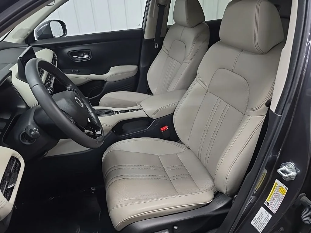 Used 2023 Gray Honda EX-L image 30