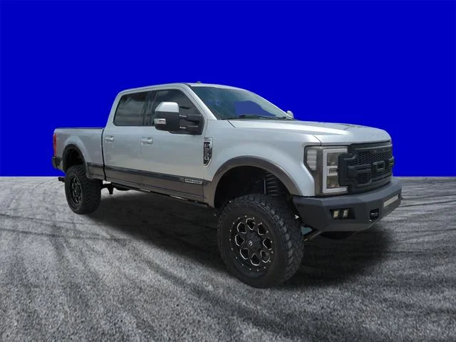 Used 2018 Silver Ford Lariat image 2