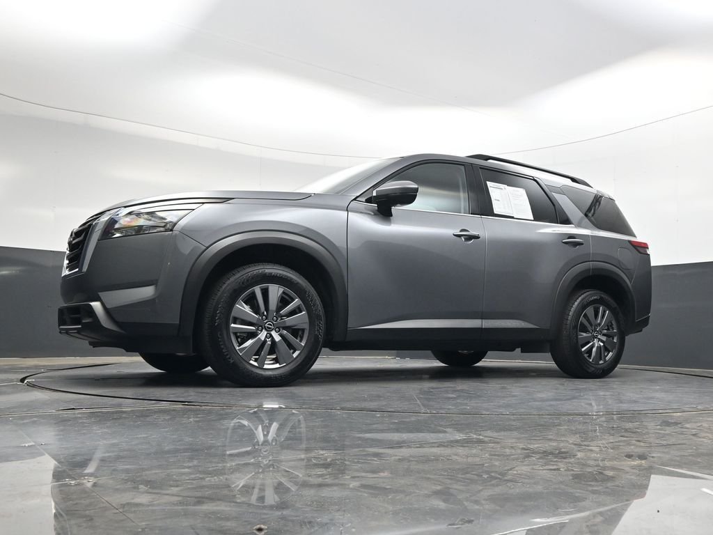 Used 2025 Gray Nissan SV image 46