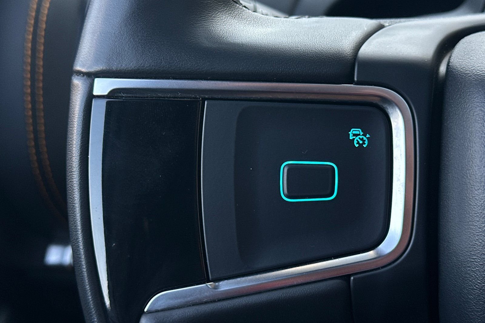 Used 2025 Gray Ford Tremor image 30