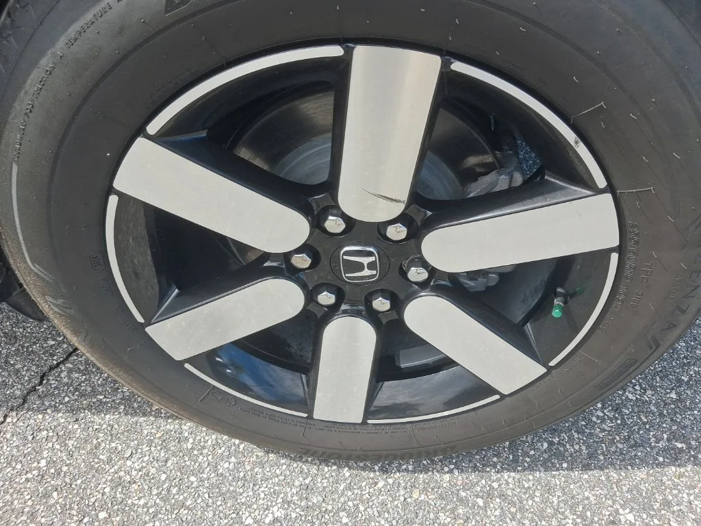 Used 2024  Honda Touring image 15