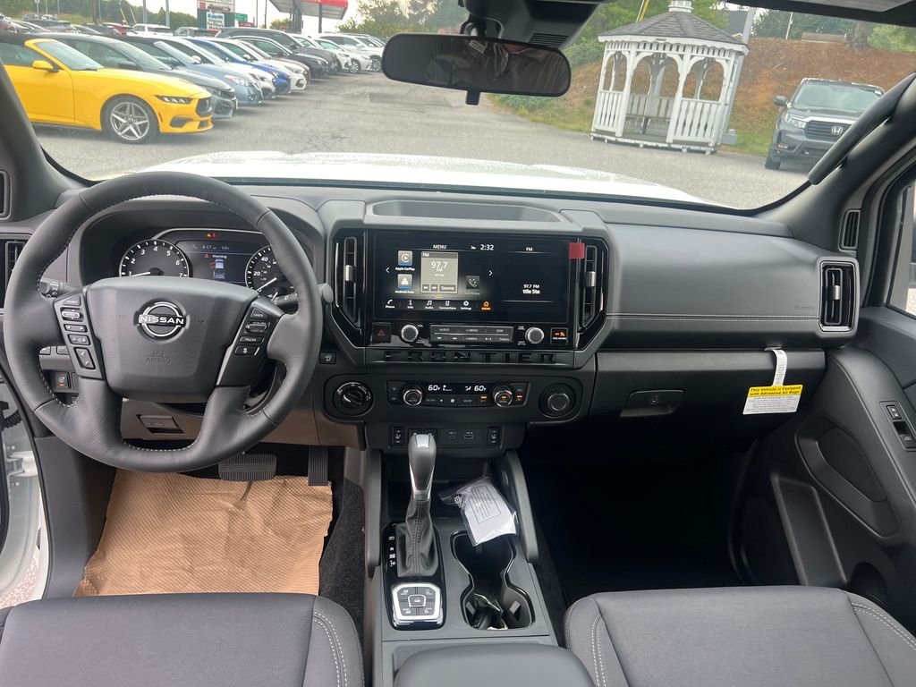 2026 Nissan Frontier SV - Photo 13