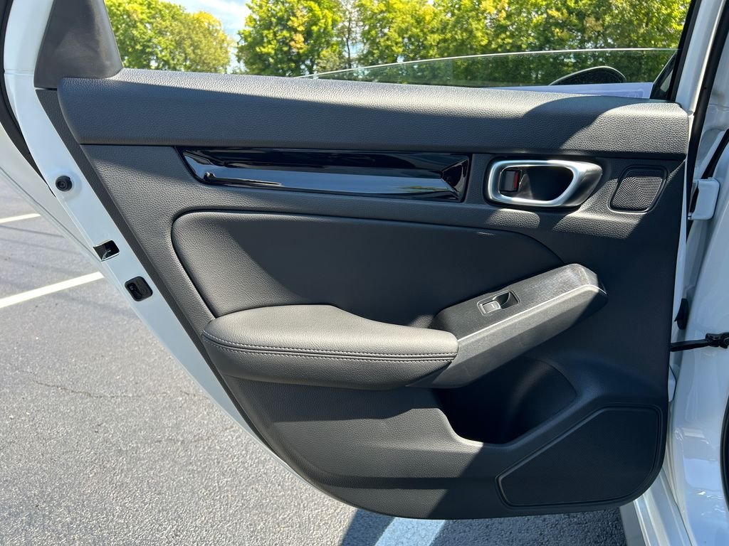 2026 Honda Civic Hatchback Sport Touring - Photo 20