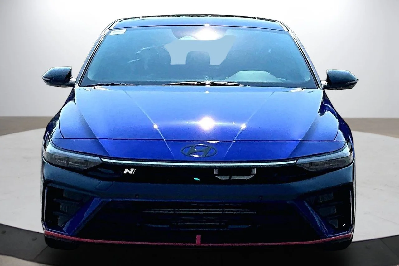 Used 2025 Blue Hyundai Base image 3