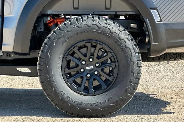 New 2026 Carbonized Gray Metallic Ford Raptor® image 25