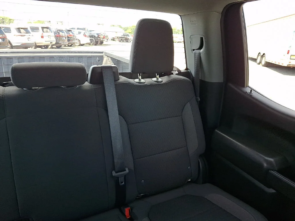 Used 2022 Summit White Chevrolet LT image 21