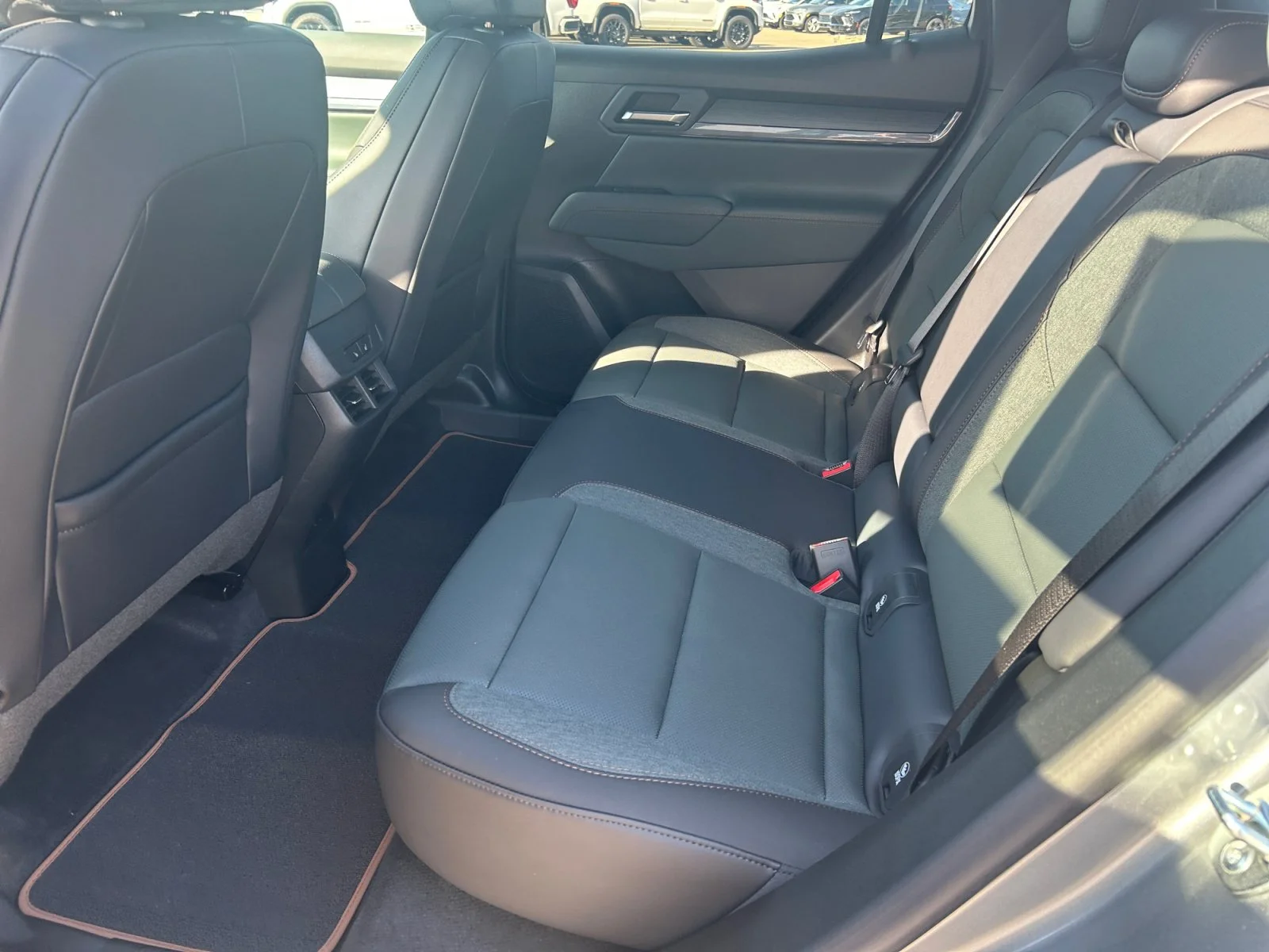 New 2027 Sterling Metallic GMC AWD AT4 image 18