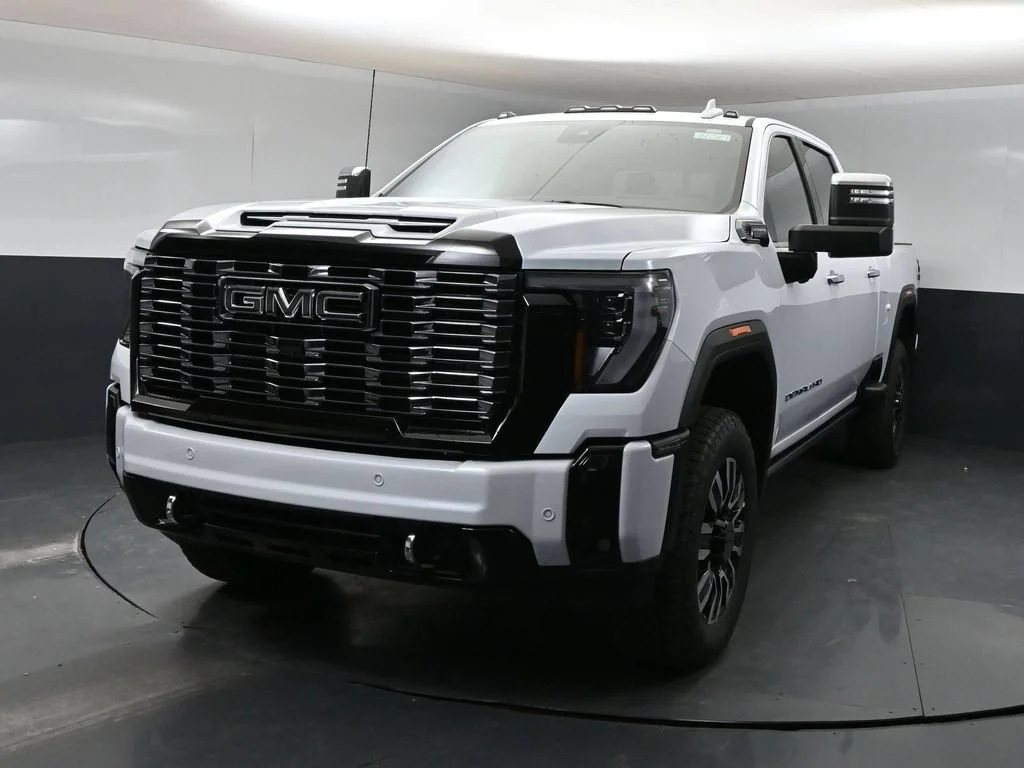 New 2026 Glacier White Tricoat GMC Denali Ultimate image 5
