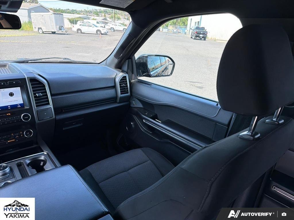 Used 2021 Agate Black Metallic Ford XLT image 25