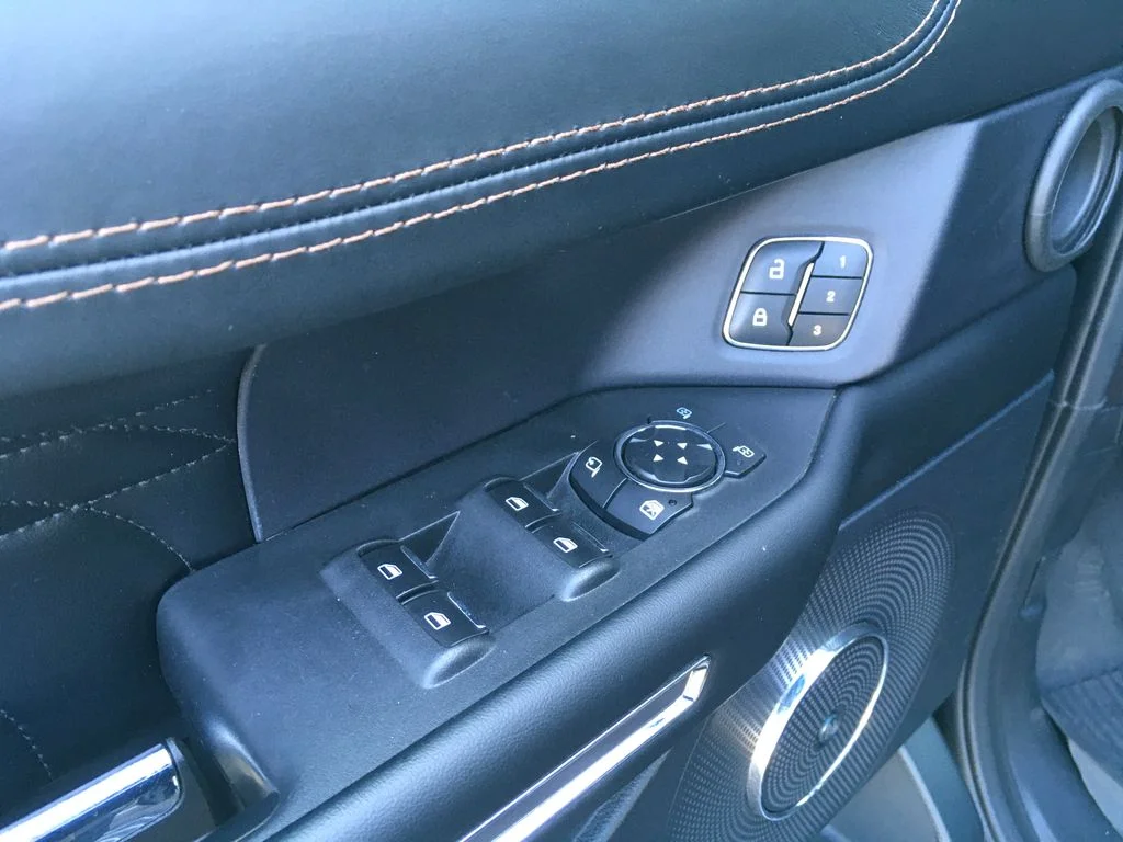 Used 2021 Blue Ford Platinum image 19