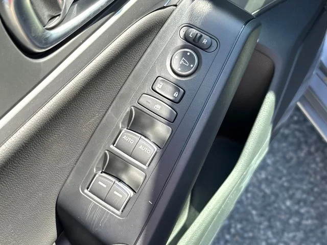 New 2025 Silver Acura Base image 26