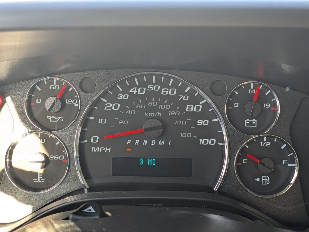 2025 Chevrolet Express Cargo Work Van - Photo 27