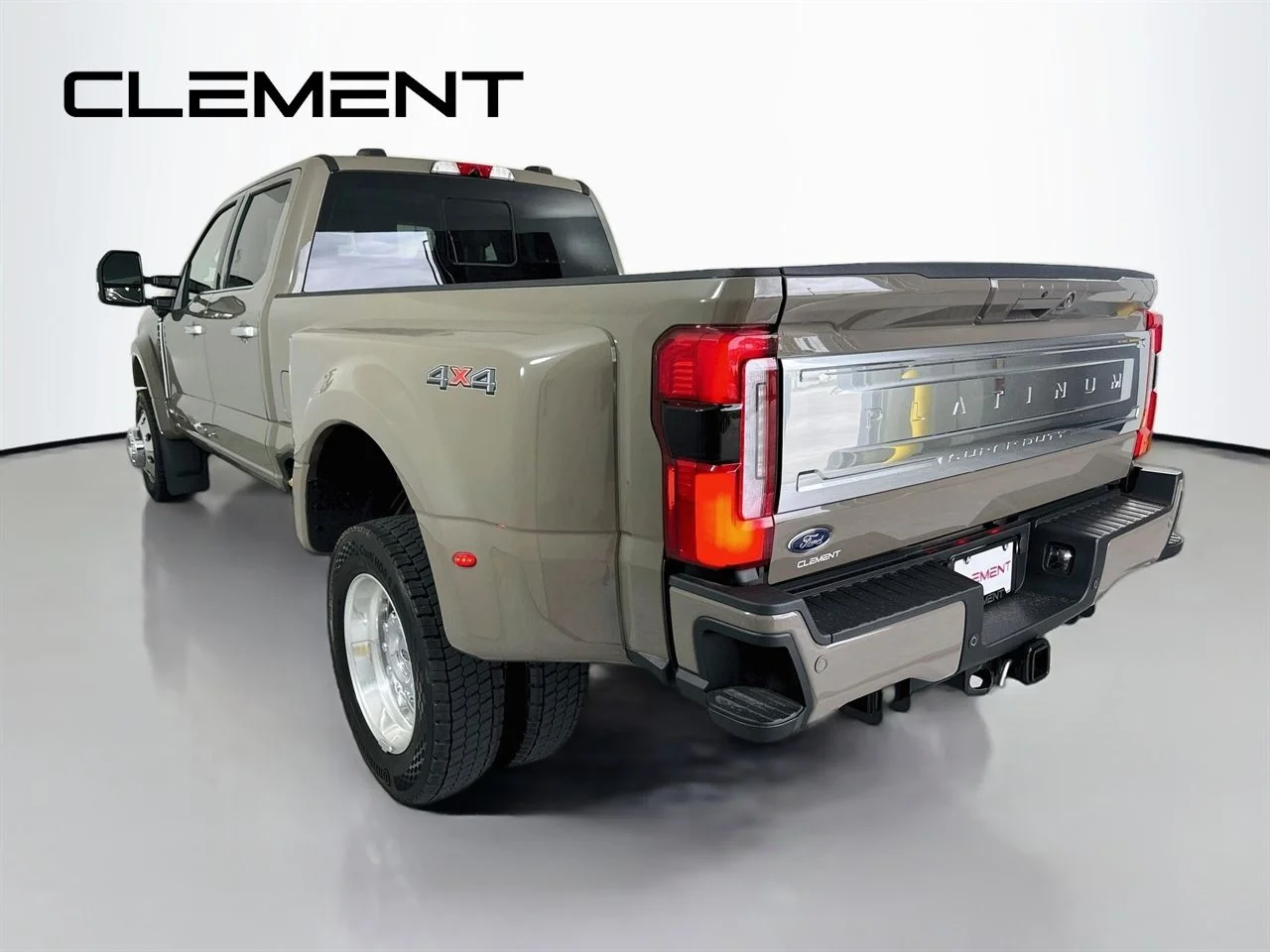 Used 2026 Gray Ford Platinum image 10