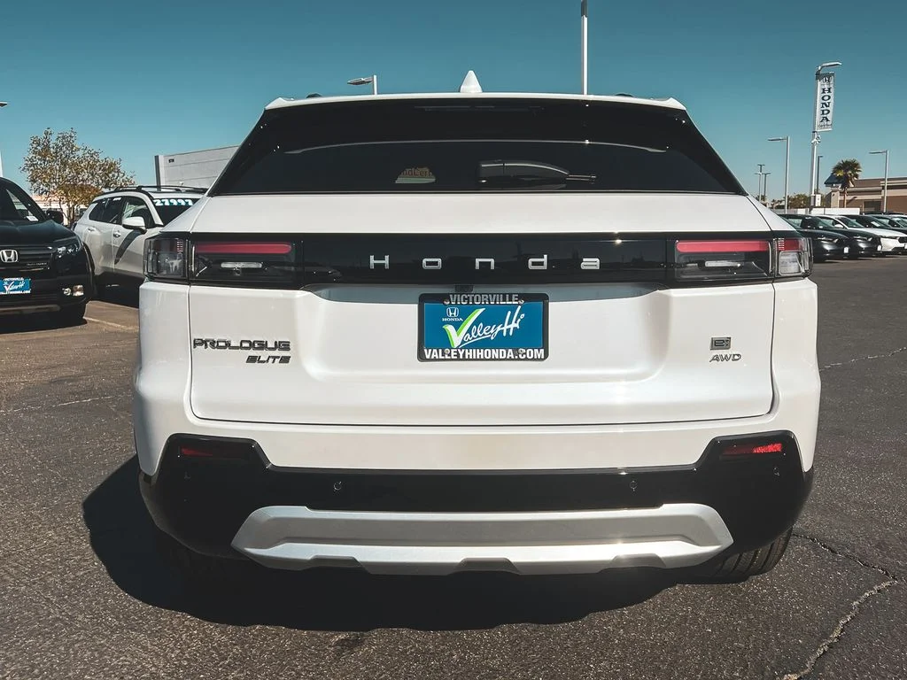 New 2026 Frostline White Pearl Honda Elite image 12