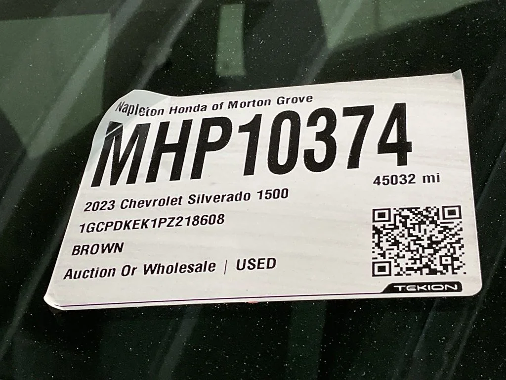 Used 2023 Bronze Metallic Chevrolet LT image 33