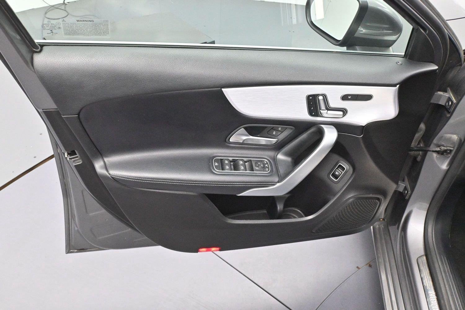 Used 2019 Mountain Grey Metallic Mercedes-Benz A 220 image 9