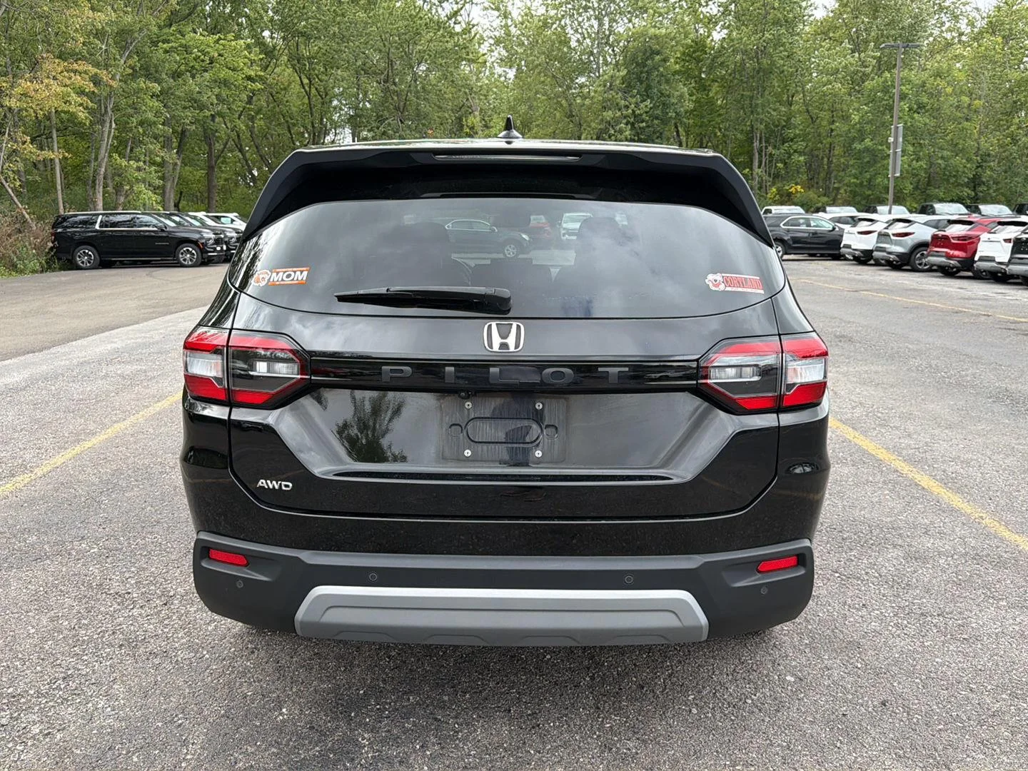 Used 2025 Crystal Black Pearl Honda EX-L image 9