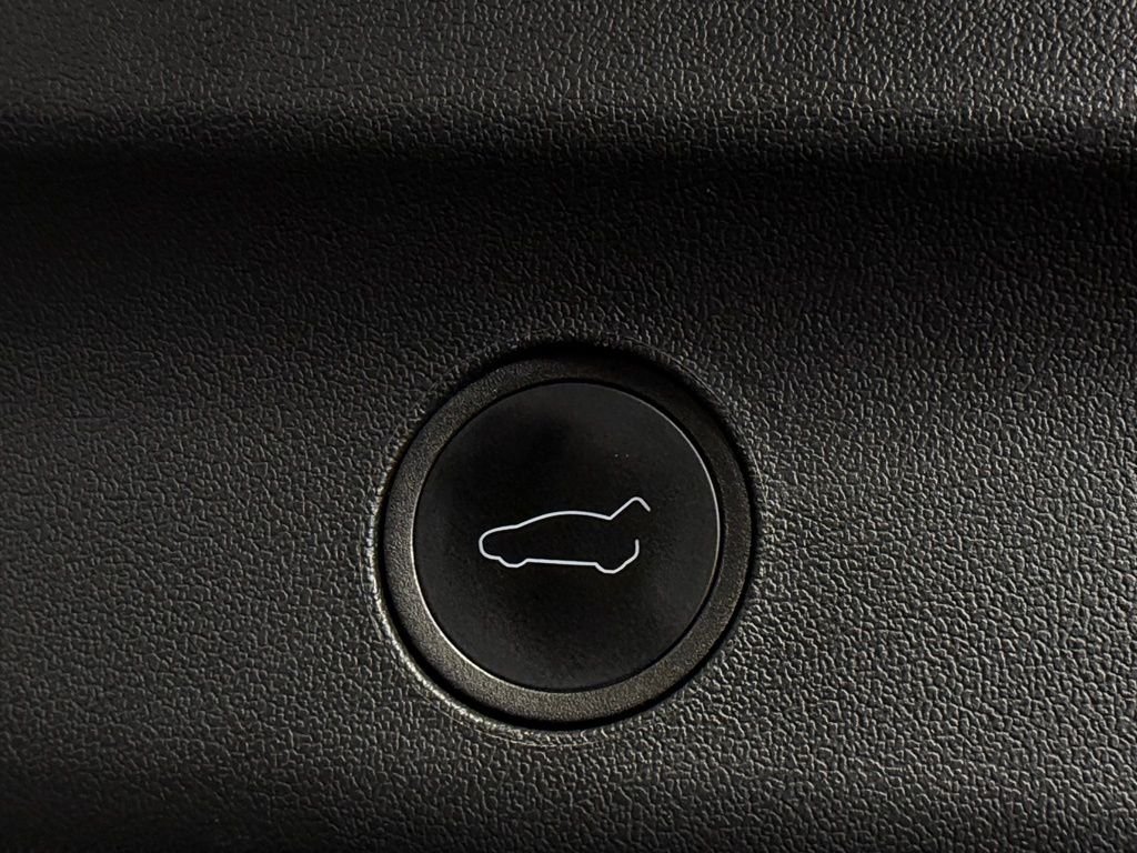 Used 2024 White Tesla Long Range image 28