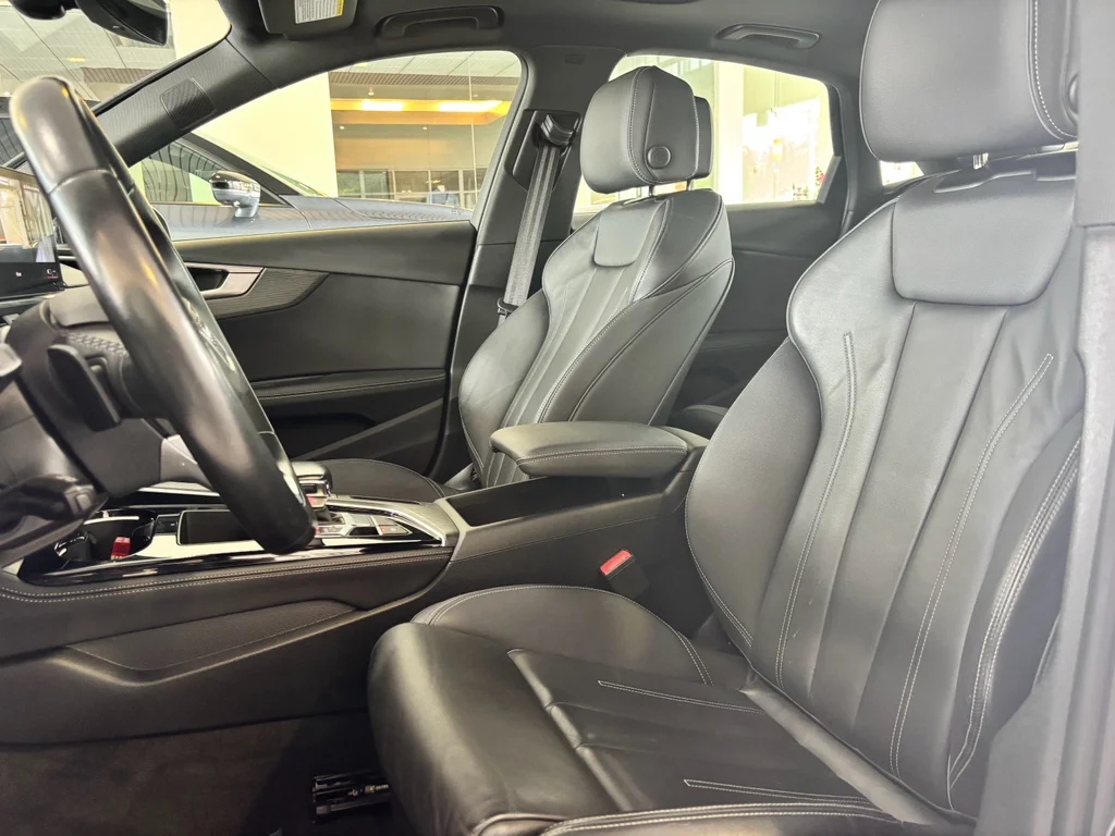 2023 Audi A4 Premium Plus - Photo 17