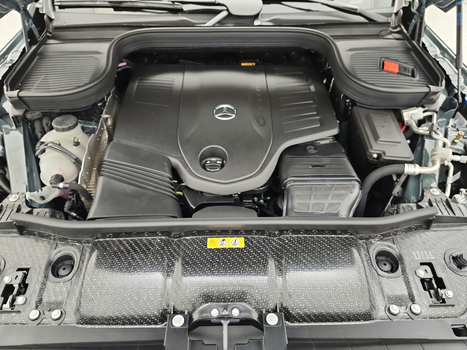 New 2027 Dark Petrol Mercedes-Benz GLE 450 4MATIC® SUV image 33