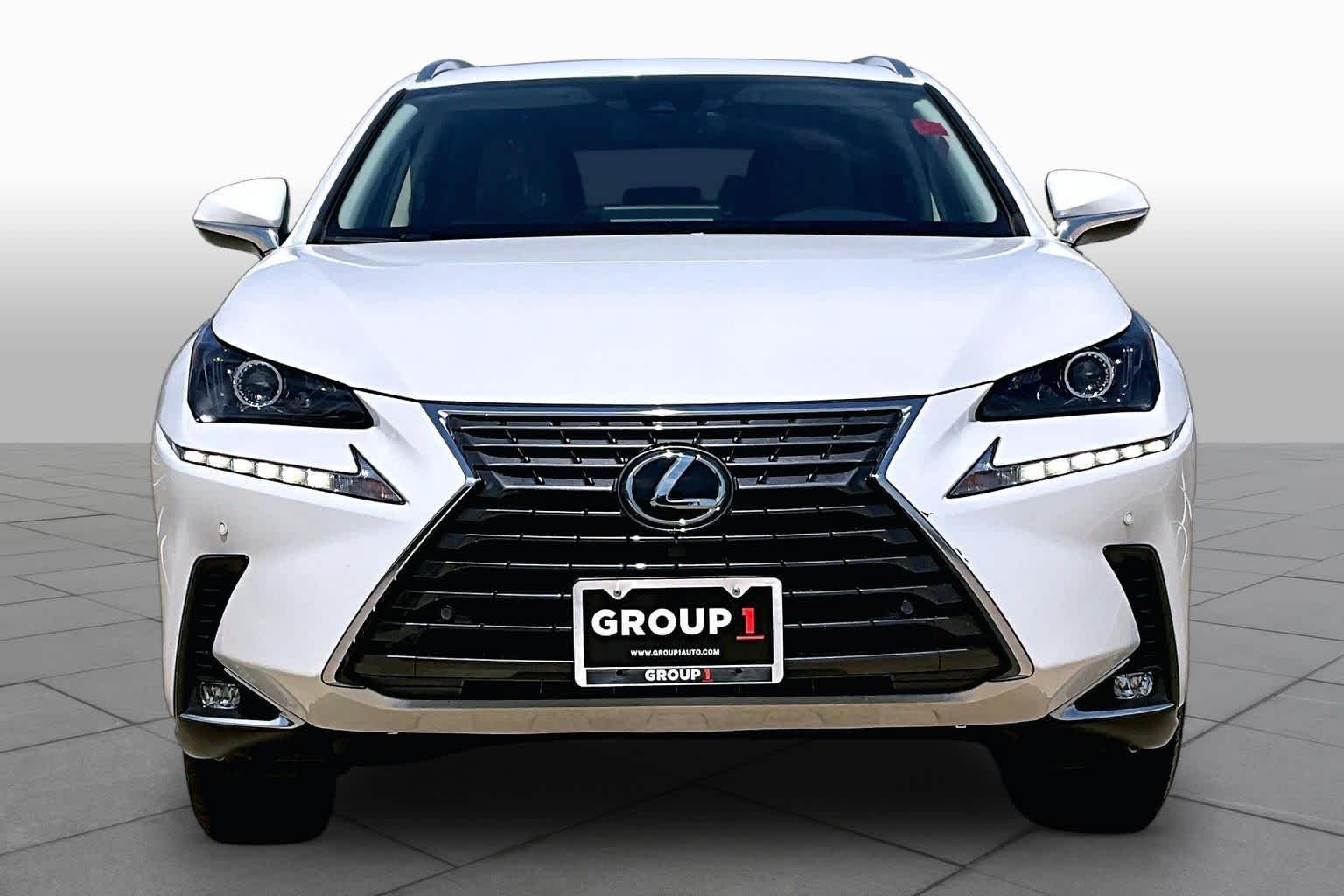 Used 2021 Eminent White Pearl Lexus  image 4