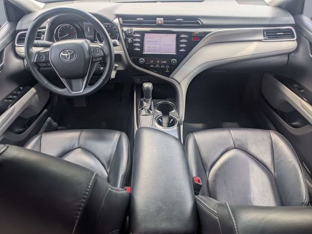 Used 2018 Gray Toyota SE image 14