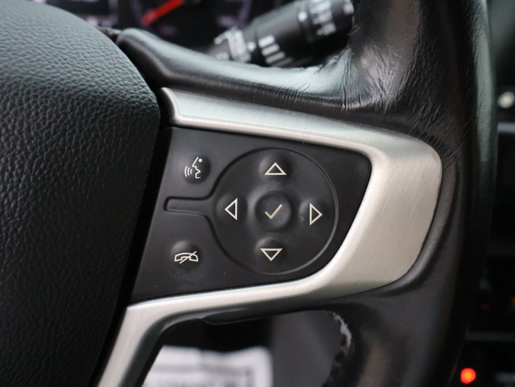 Used 2018 QUICKSILVER METALLIC GMC SLE image 29