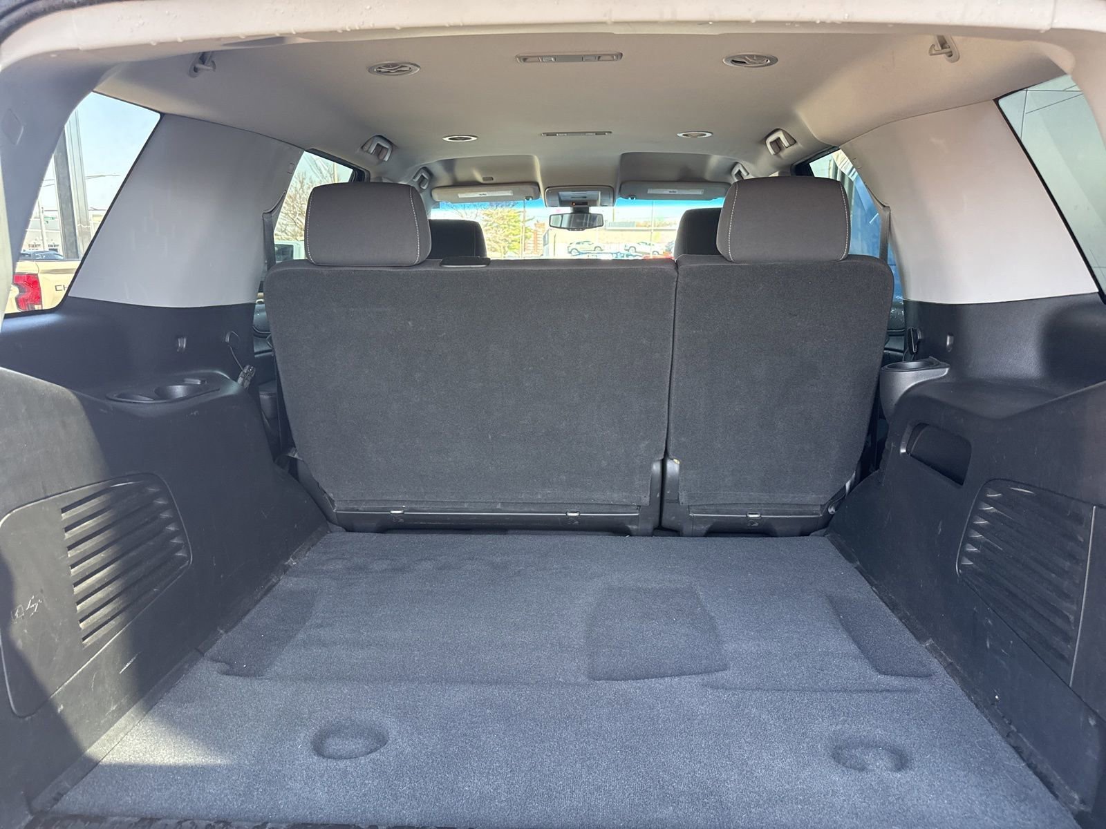 2019 Chevrolet Tahoe LS - Photo 15