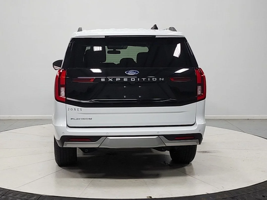 Used 2025 White Ford Platinum image 7