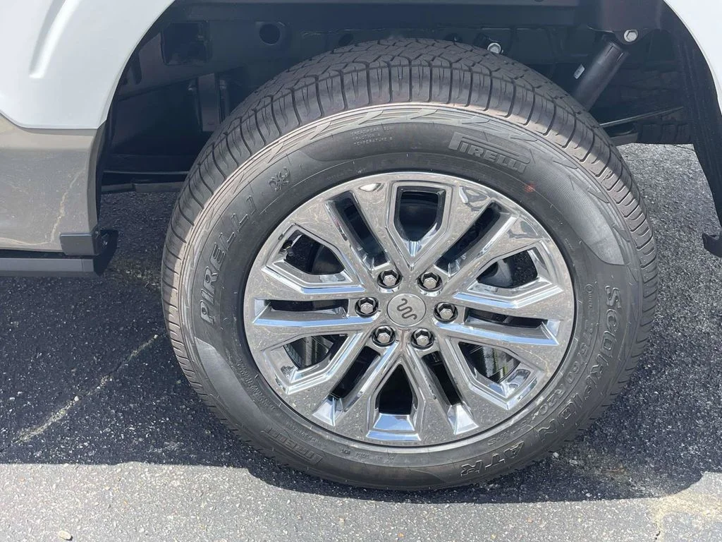 New 2026 White Ford King Ranch image 9
