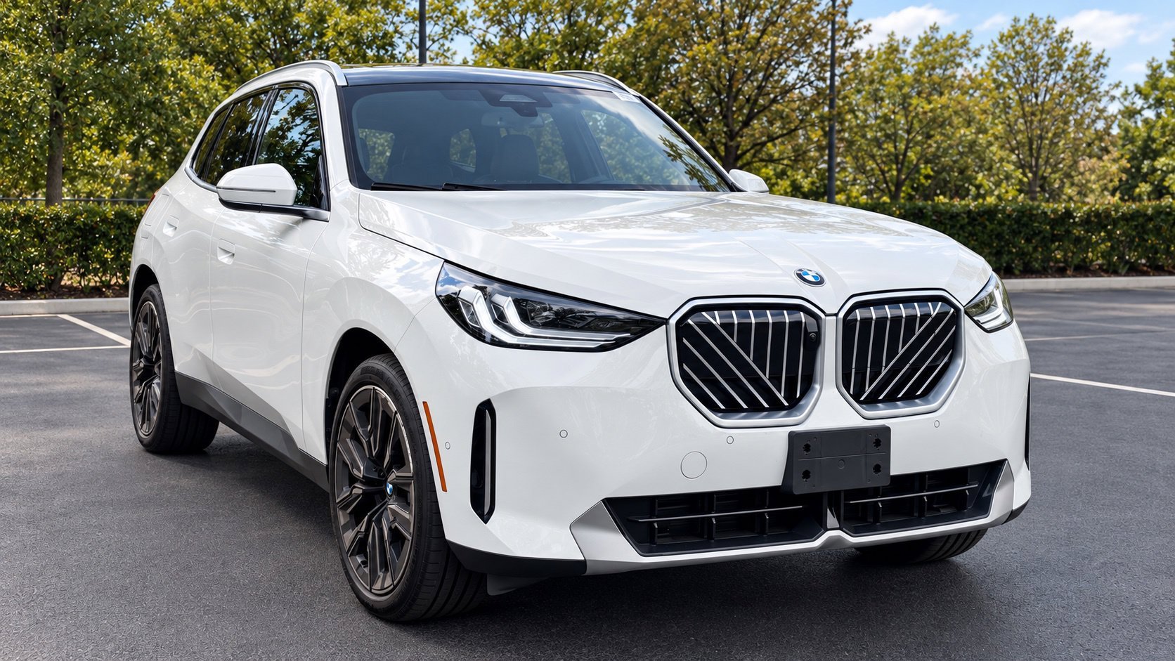 Certified Used 2026 Alpine White BMW 30 xDrive image 1