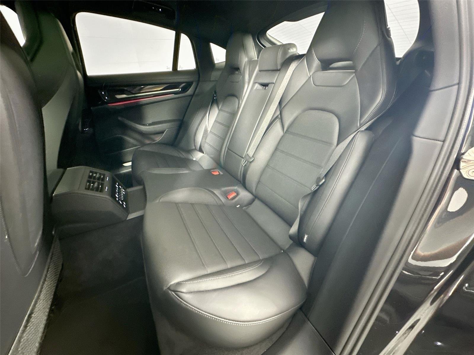 Used 2024 Volcano Grey Metallic Porsche  image 26