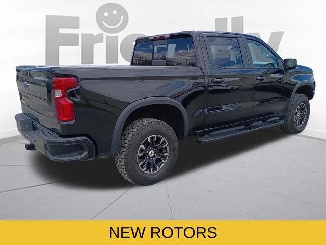 Used 2022 Black Chevrolet ZR2 image 5