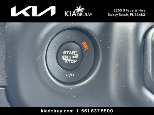 Used 2021 White Jeep Unlimited Sahara Altitude image 32
