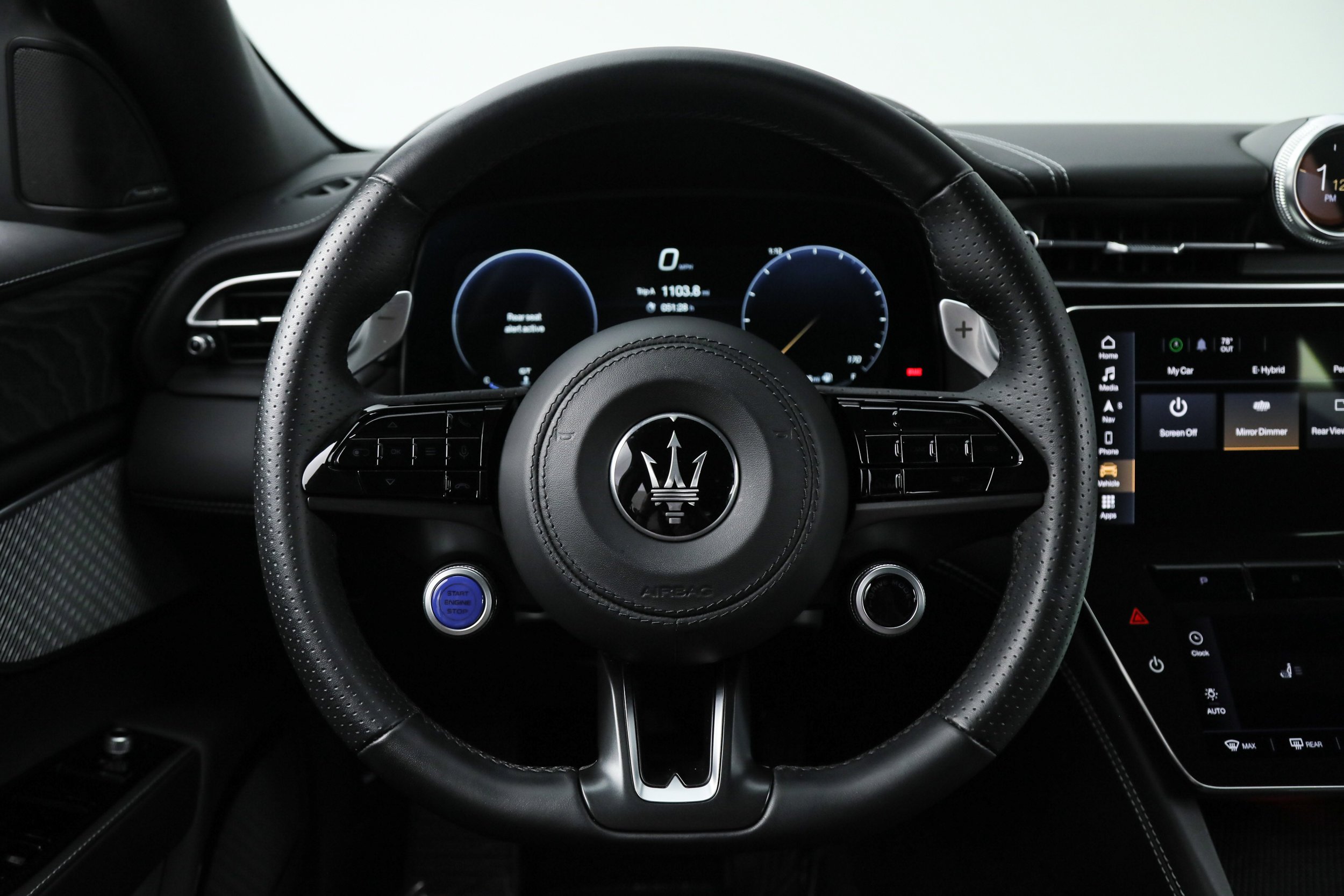 New 2025 White Maserati  image 20